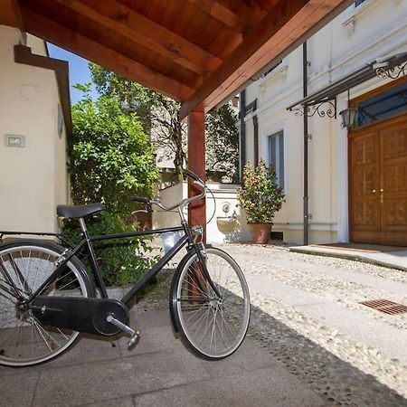Fabulous Studio In Monza 15 Km To Milan City Centre Buitenkant foto