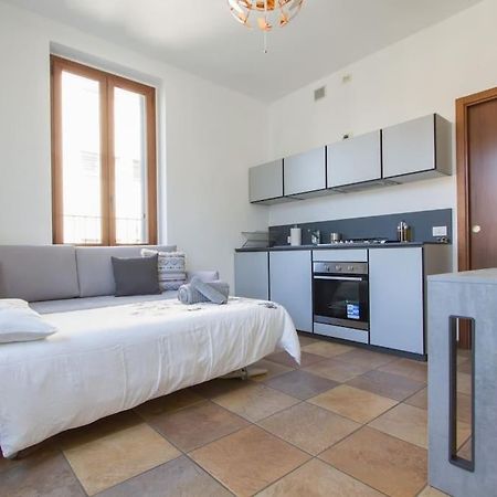 Fabulous Studio In Monza 15 Km To Milan City Centre Buitenkant foto