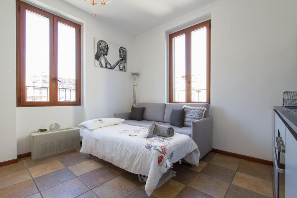 Fabulous Studio In Monza 15 Km To Milan City Centre Buitenkant foto